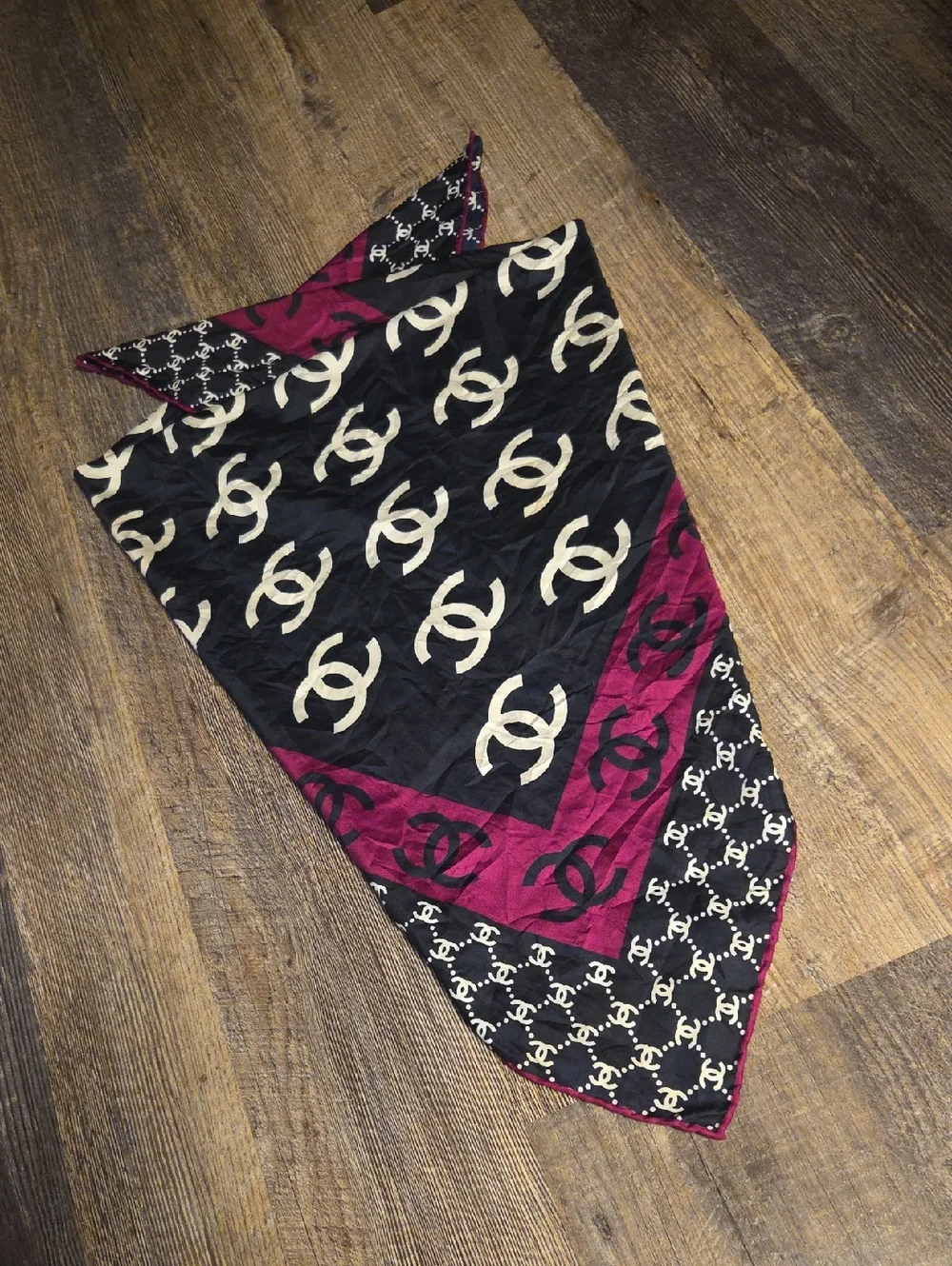 Chanel CC Monogram Navy Blue, White, Purple Silk Scarf 34x34 Inches - Picture 8 of 17